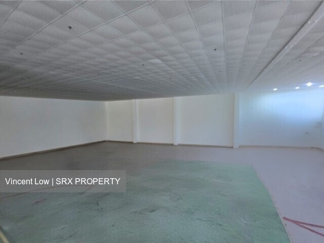 Warehouse beside Bedok MRT and Bedok Mall (D16), Warehouse #568215901